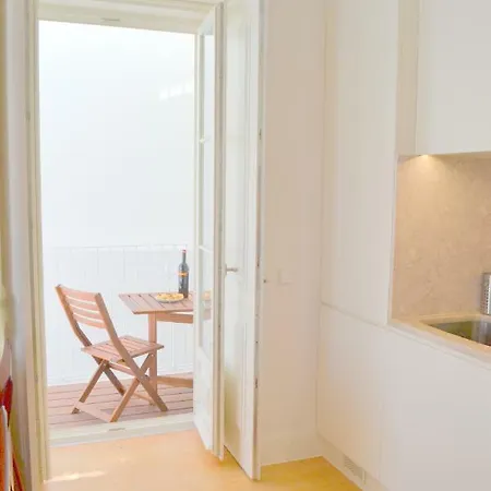 Tp Maestro 74, Luxury & Swimming Pool Apartment