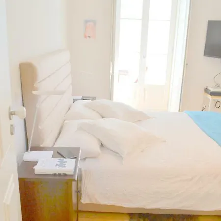 Tp Maestro 74, Luxury & Swimming Pool Apartment